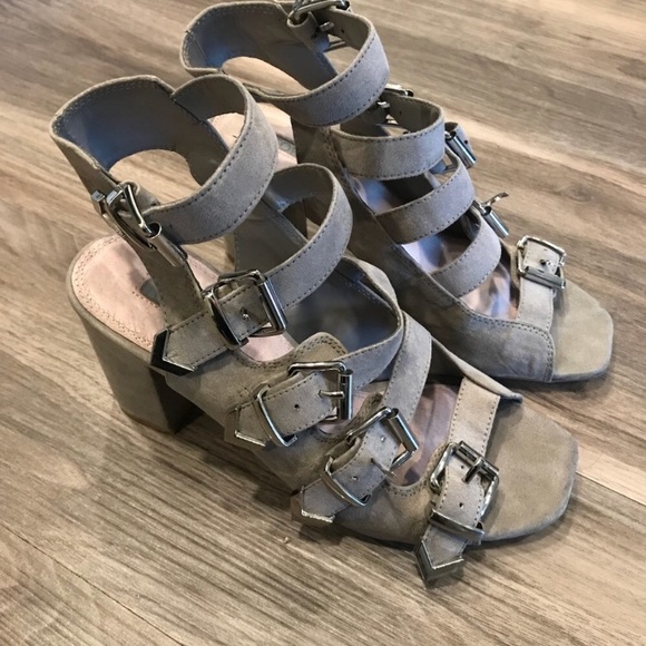 Topshop Cream Buckled Heeled Booties Size 8 - Picture 3 of 8